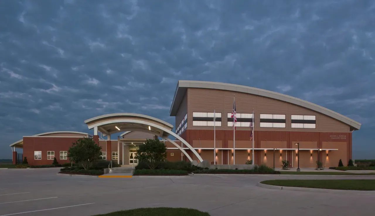 Edward A. Dufresne Community Center exterior, Luling, Louisiana